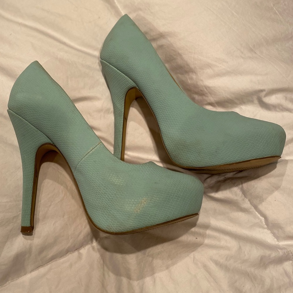 Teal Pumps - Picture 3 of 7
